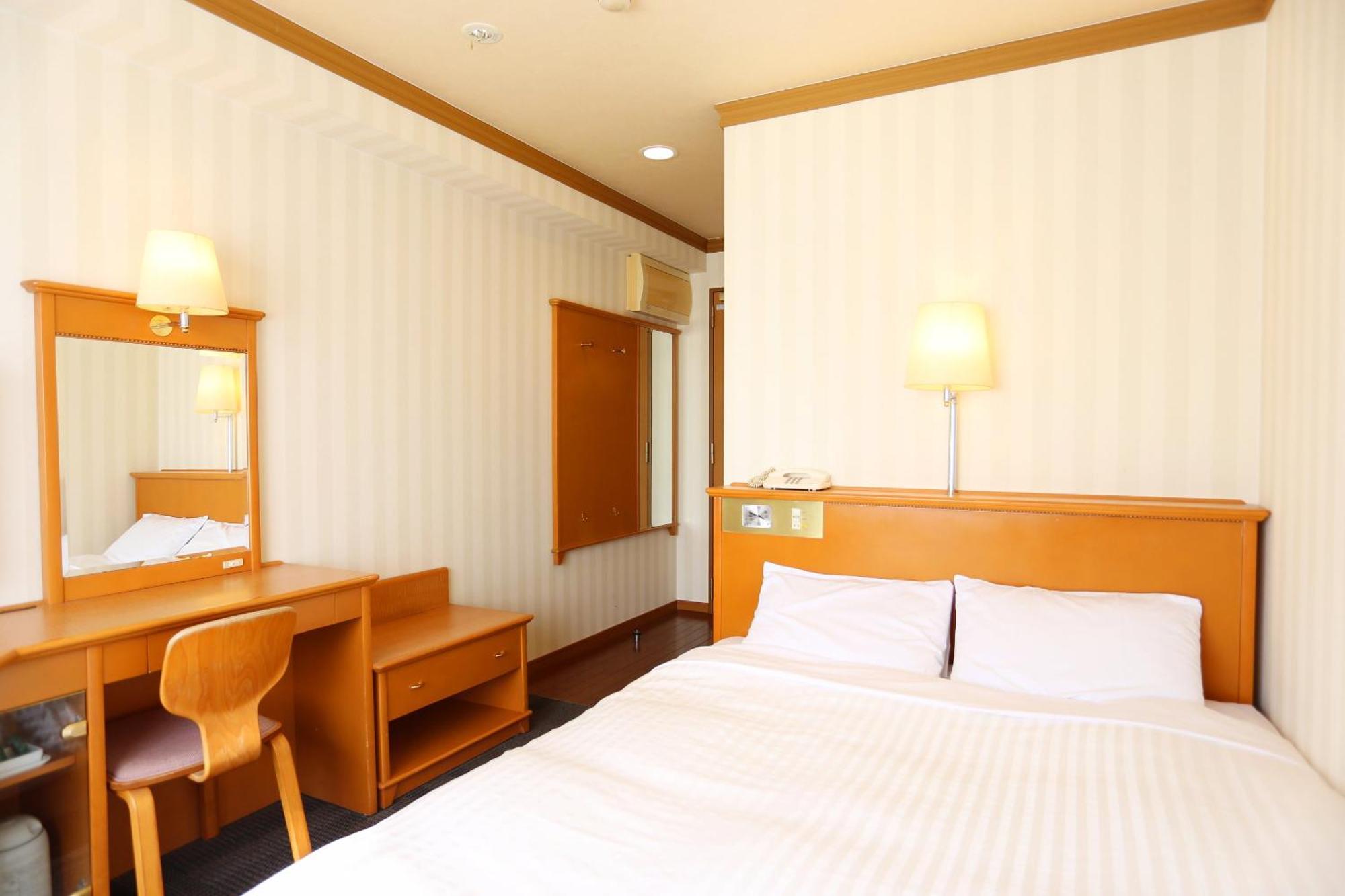 Castle Meotoiwa โรงแรม 3*
